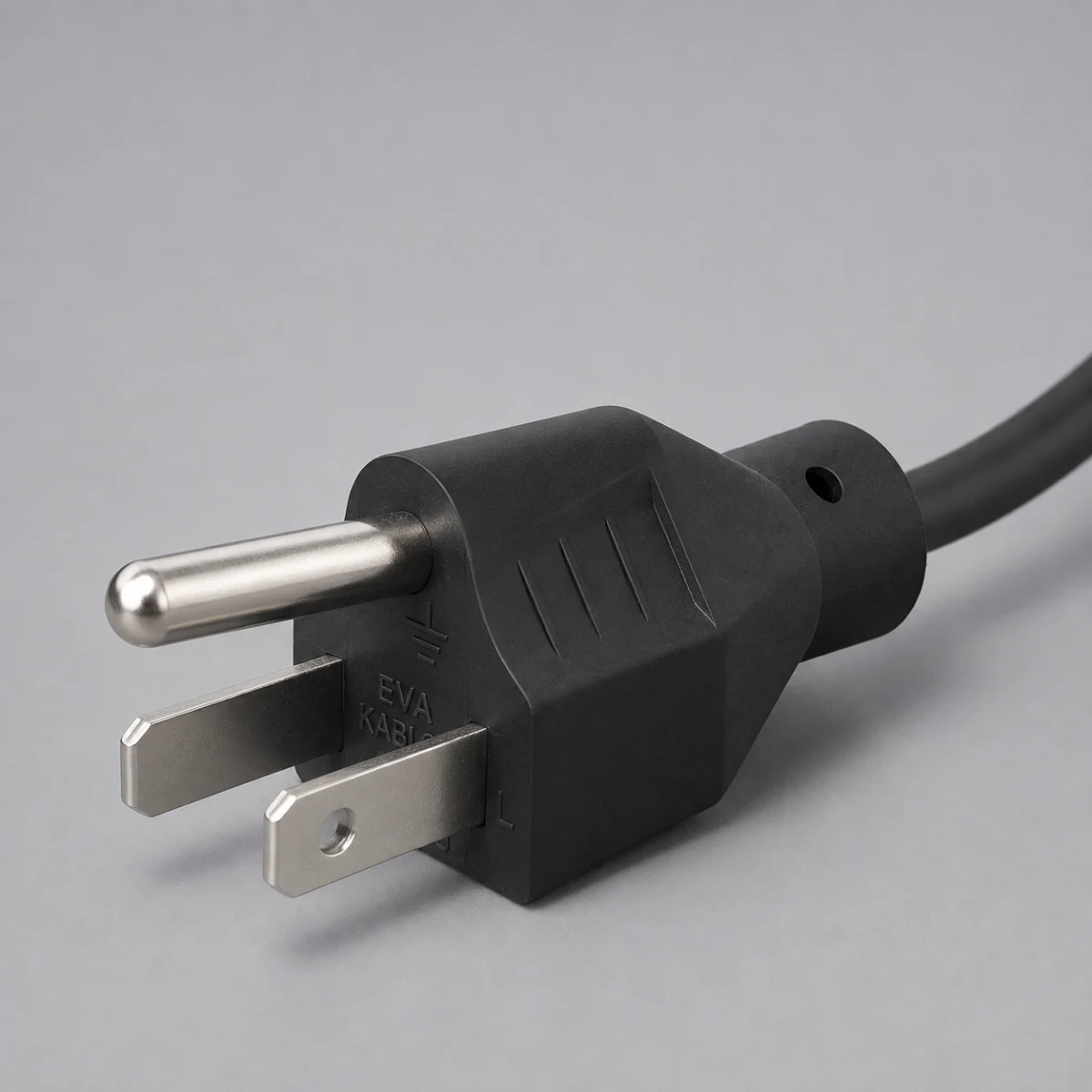 EVA 21 15 A 125 V Type B topraklı düz fişli güç kablosu görseli 1